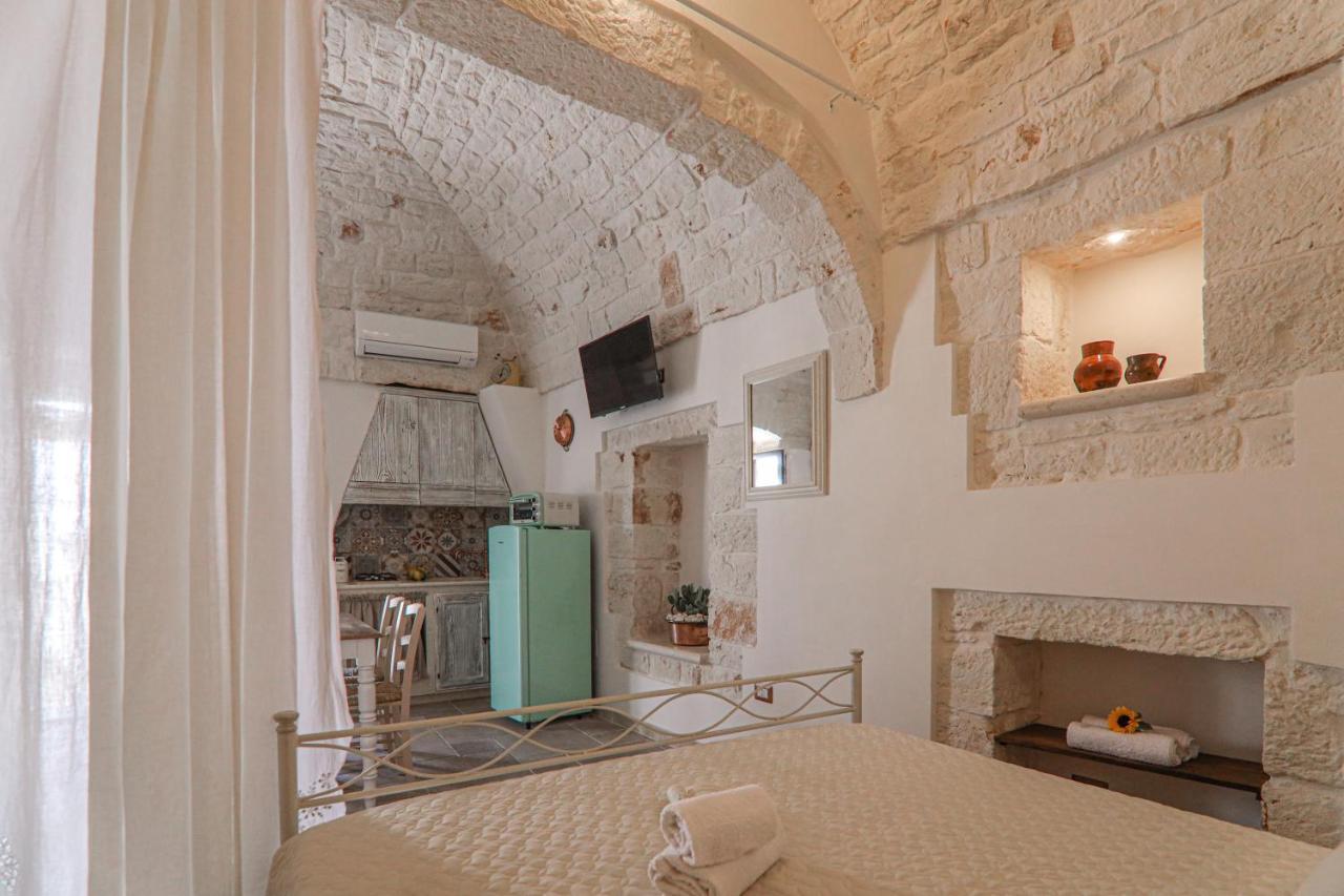 Domus Petra 104 Bed and Breakfast Ceglie Messapica Εξωτερικό φωτογραφία